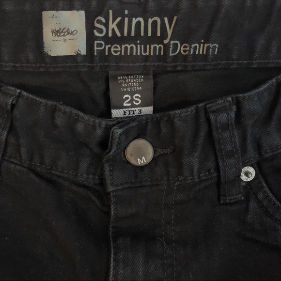 Black Skinny Jeans - Picture 2 of 2